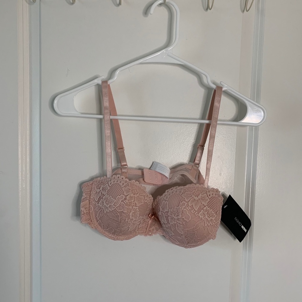 NWT Fashion Nova 36B Bra